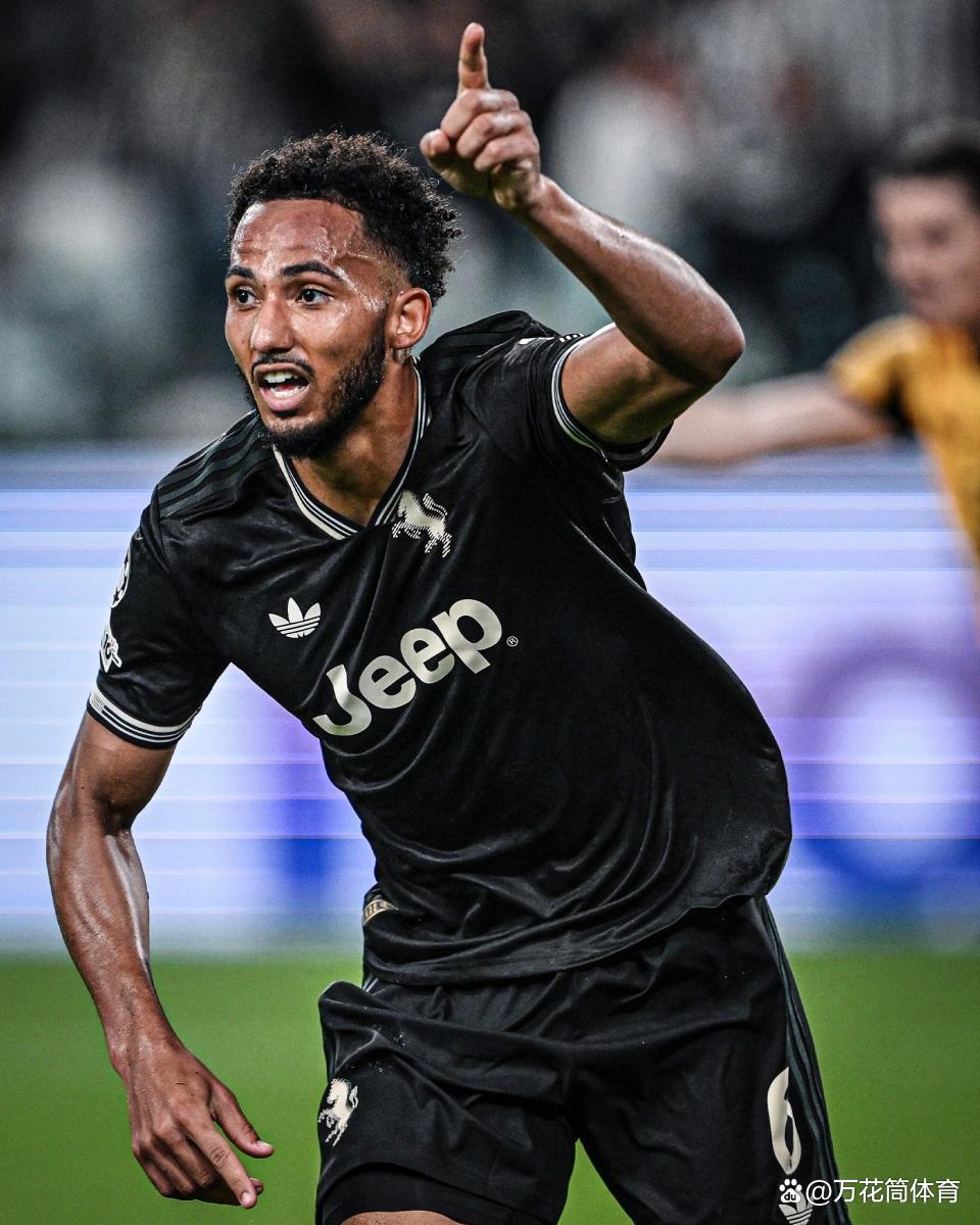 关于转会期体能课后；西汉姆造点机会备战欧冠；媒体盛赞；赛季目标并未改变的信息